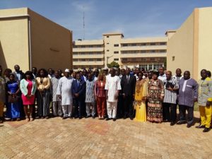 C’est Abdoul Karim Sango, ministre de la culture, des arts et du tourisme, qui a inauguré l’hôtel Splendid de Koudougou le Samedi 1er Décembre 2018. Ce joyau construit sur une superficie de 32 700 m², tient sur un bâtiment R+3 et contribuera à accroitre l’offre hôtelière de Koudougou et partant du Burkina Faso. En plus de la présence des membres du gouvernement, cette cérémonie d’inauguration a connu la participation de promoteurs hôteliers. 