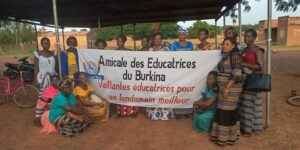 Passoré-l’amicale- des- Educatrices –du- Burkina- (AMEB) –vole- au –secours- des-déplacés –internes- de- Yako