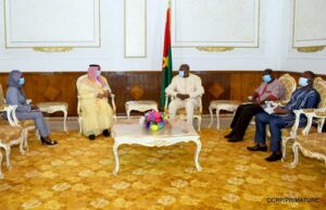 Diplomatie- l-ambassadeur- d-Arabie- Saoudite- est- en- fin- de- mission 